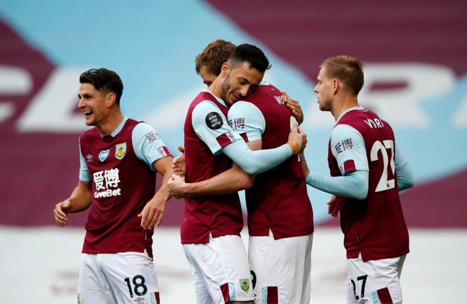 Man City thắng nhọc, Wolves bỏ lỡ cơ hội áp sát M.U ảnh 1