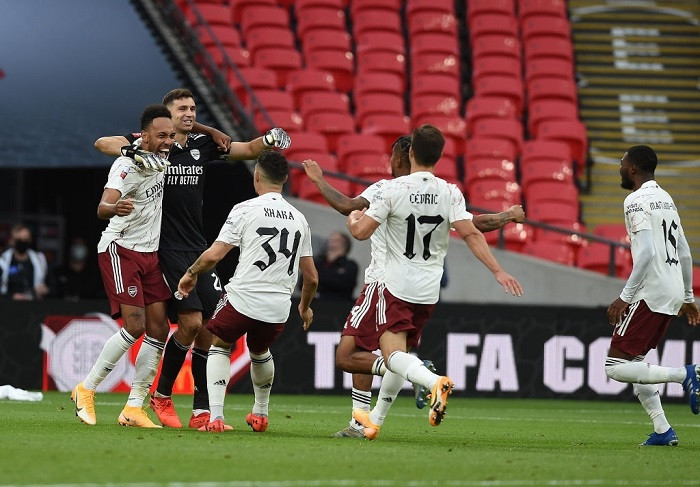 Hạ Liverpool, Arsenal 'mở tiệc' ăn mừng tại Wembley ảnh 4