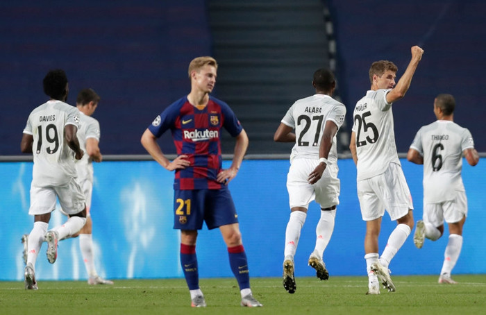 Messi bất lực nhìn Bayern Munich 'hủy diệt' Barca ảnh 7