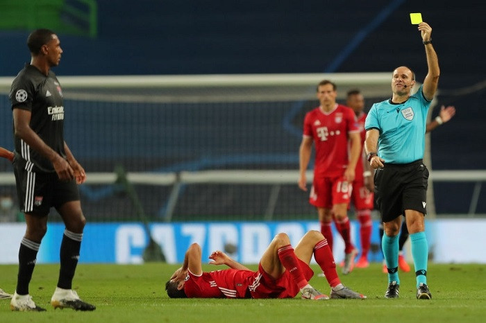 Bayern nhuộm đỏ Lisbon ăn mừng tấm vé vào chung kết ảnh 2