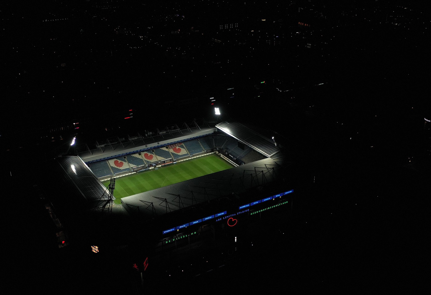 CLB của Văn Hậu gửi thông điệp giữa dịch COVID-19 ảnh 1