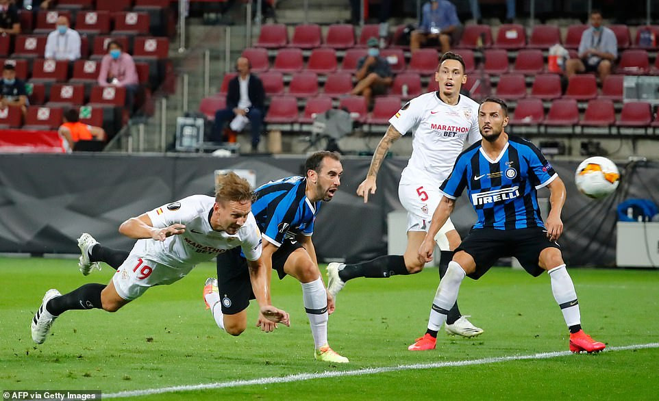 Sevilla vô địch Europa League trong cơn mưa bàn thắng ảnh 4