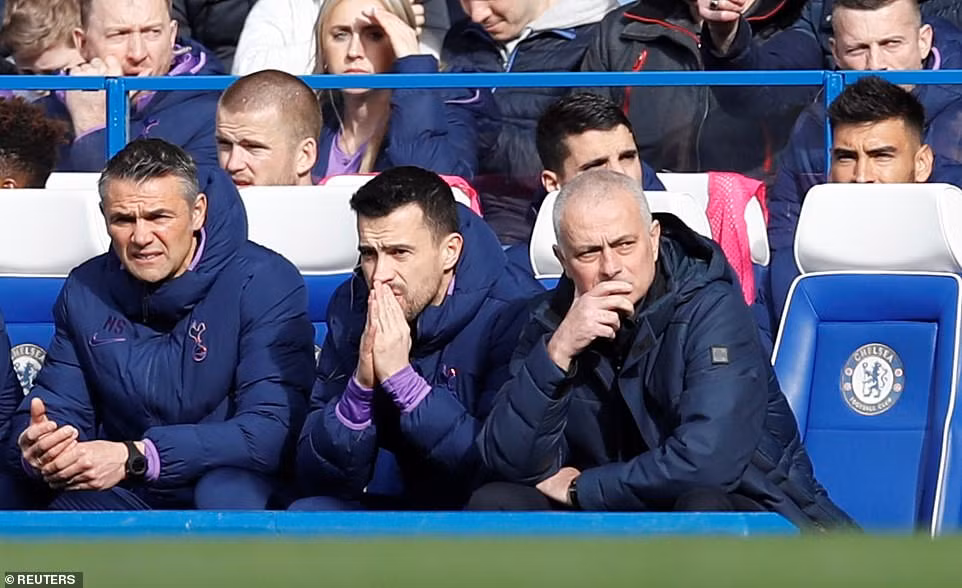 Tottenham bại dưới tay Chelsea, Mourinho cúi đầu trước trò cũ ảnh 2