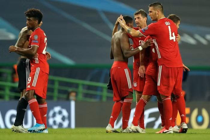 Bayern nhuộm đỏ Lisbon ăn mừng tấm vé vào chung kết ảnh 11