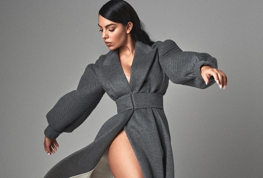 Chị gái Kim ‘siêu vòng ba’ khoe hình thể như gái đôi mươi với bikini ở tuổi 41 ảnh 28 Chị gái Kim ‘siêu vòng ba’ khoe hình thể như gái đôi mươi với bikini ở tuổi 41 ảnh 28