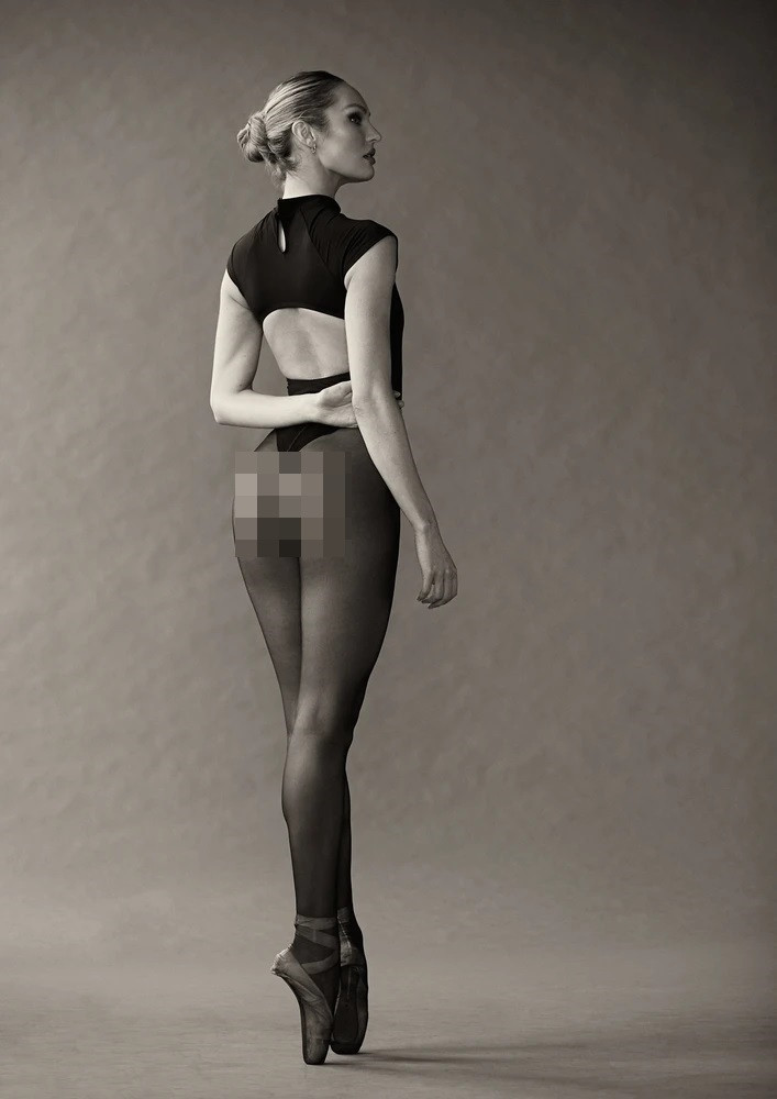 Mỹ nhân nội y Candice Swanepoel dáng đẹp tuyệt mỹ trên sàn múa ba lê ảnh 10