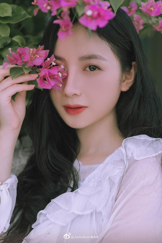 Nữ sinh Tuyên Quang hát hay, góc nghiêng đẹp cuốn hút ảnh 4