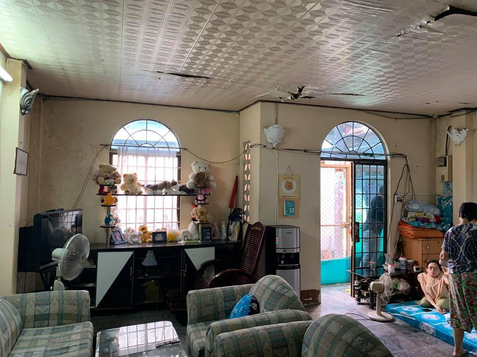 Nhà cũ hoang tàn bỗng hóa thành biệt thự với 650 triệu ảnh 3