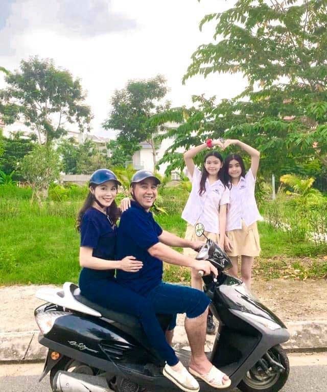 Ninh Dương Lan Ngọc tung ảnh bụng to vượt mặt khiến fan 'hoang mang' ảnh 6