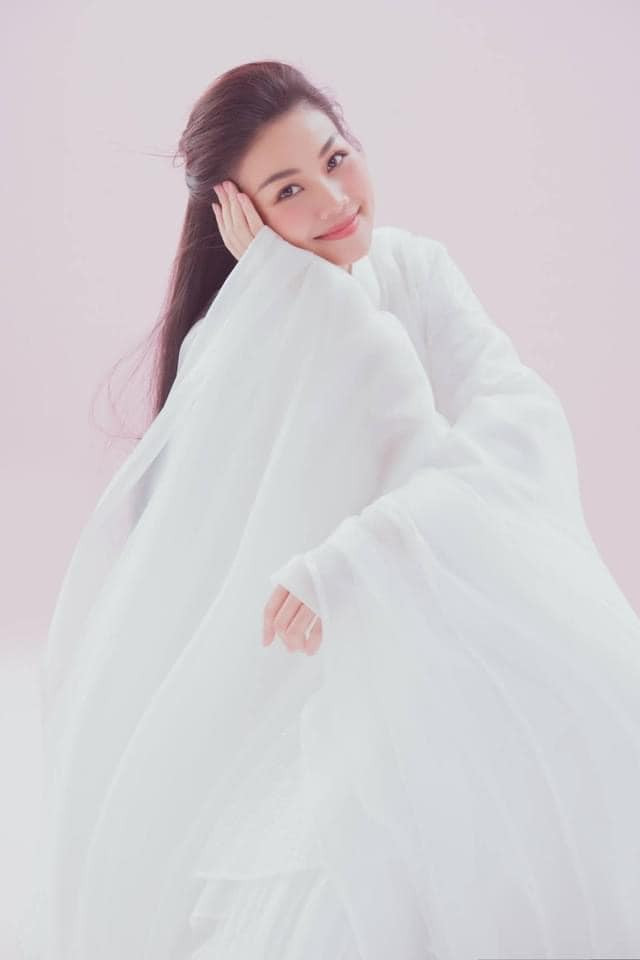 Hồ Ngọc Hà tung ảnh hé lộ tổ ấm mới với Kim Lý? ảnh 7