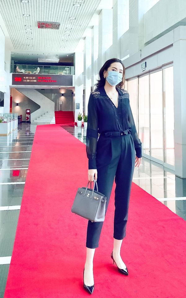 Bảo Anh tung ảnh bán khỏa thân khoe thân hình nuột nà 'khó cưỡng' ảnh 11