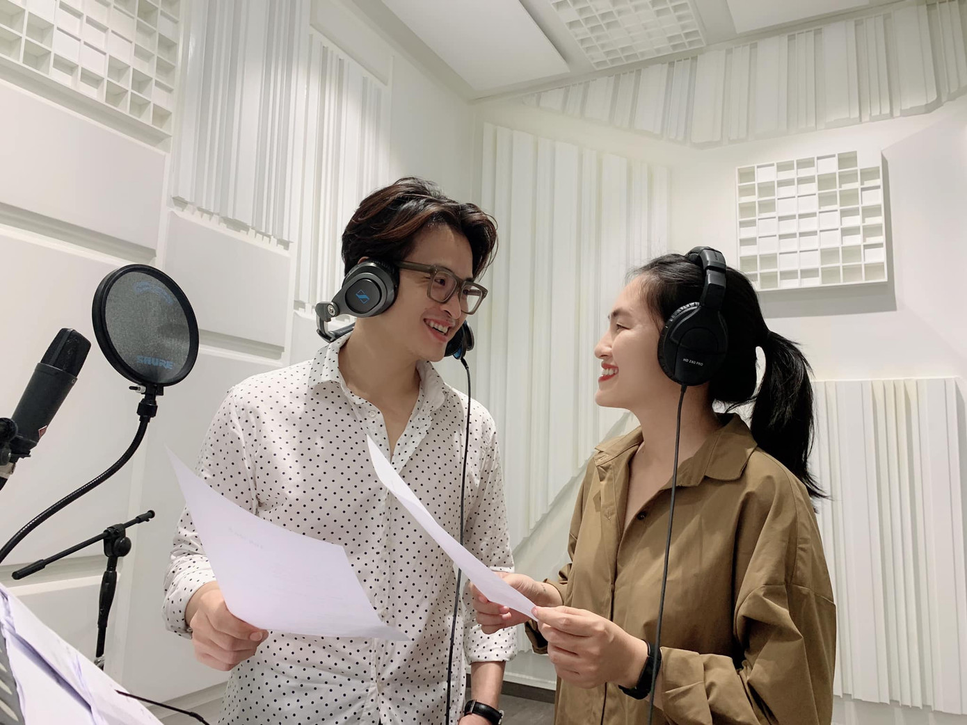 Diễm Quỳnh thả dáng bên 'Quán thanh xuân' khoe sắc vóc tươi trẻ ảnh 7