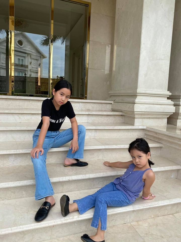 Fans 'hốt hoảng' trước sắc vóc gầy tong teo của Mai Hồ sau thời gian dài ở ẩn ảnh 8