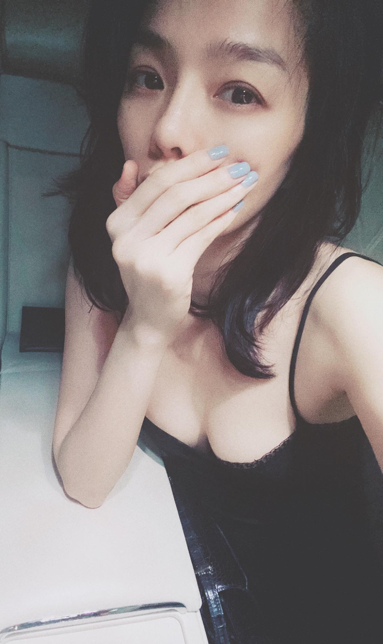 Fans 'nóng mắt' trước vòng 1 'ngợp thở' của Hoài Sa ảnh 7