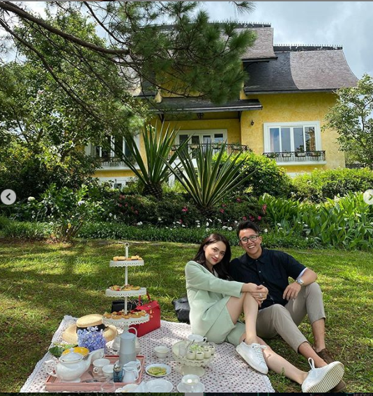 Dàn sao Việt 'xốn xang', fan rầm rộ chúc mừng khi Hương Giang và CEO 'bạc tỷ' hẹn hò ảnh 5