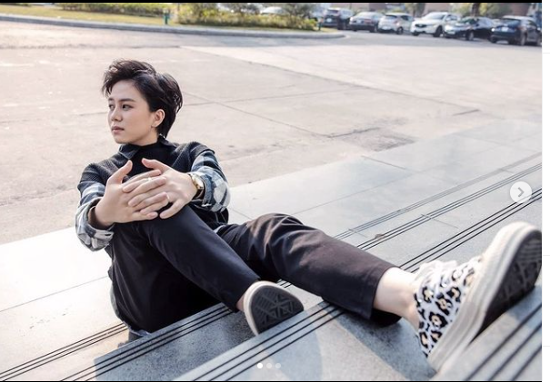 Hồng Đăng-Hồng Diễm dí dỏm trong hậu trường 'Hướng dương ngược nắng' ảnh 2