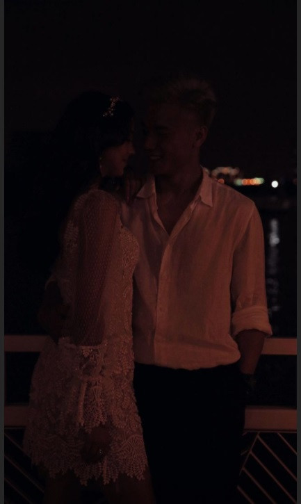 Bùi Tiến Dũng chính thức công khai bạn gái ngoại quốc nóng bỏng vào ngày đặc biệt ảnh 5