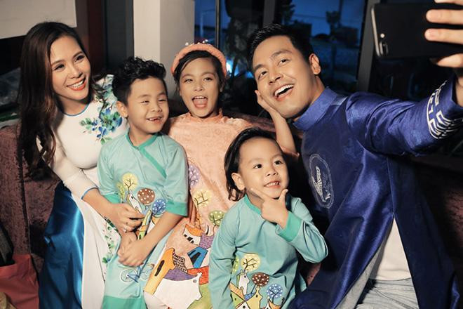 MC Phan Anh tung loạt ảnh 'ngọt mía lùi' kỉ niệm 20 hạnh phúc bên bà xã ảnh 9