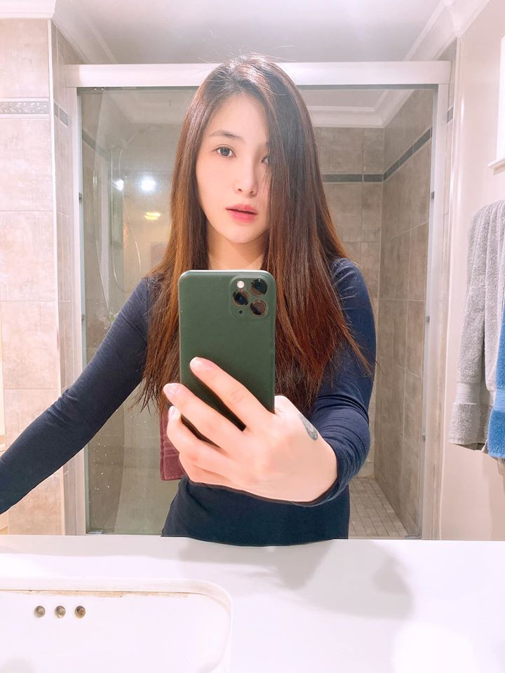 Fan hoảng hốt trước ảnh Hiền Hồ nhợt nhạt, lưng chằng chịt vết đỏ tím ảnh 3