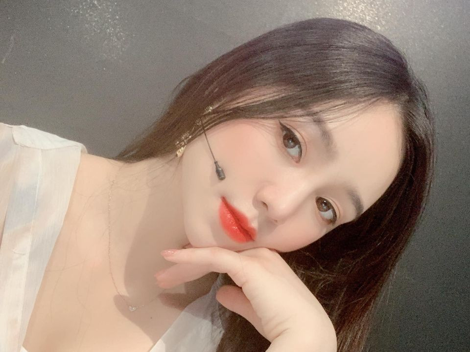 Dân mạng 'xốn xang' trước vẻ đáng yêu của con trai cầu thủ Duy Mạnh ảnh 8