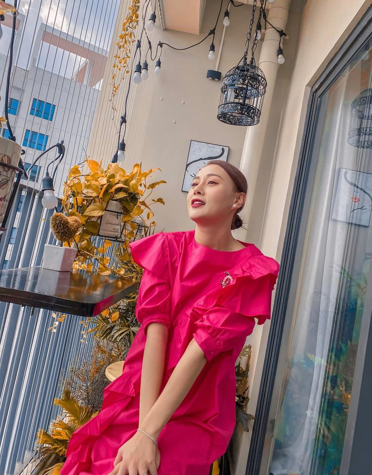 Thùy Anh 'Tình yêu và tham vọng' tung ảnh nóng rực lửa 'đốt mắt' người hâm mộ ảnh 3