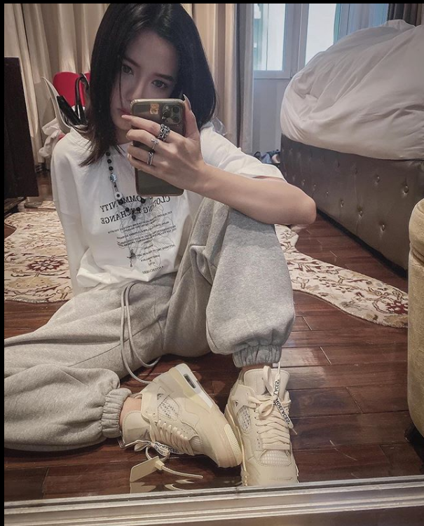 Lý Nhã Kỳ chia sẻ ảnh mệt mỏi ngủ gật tại hậu trường ảnh 10