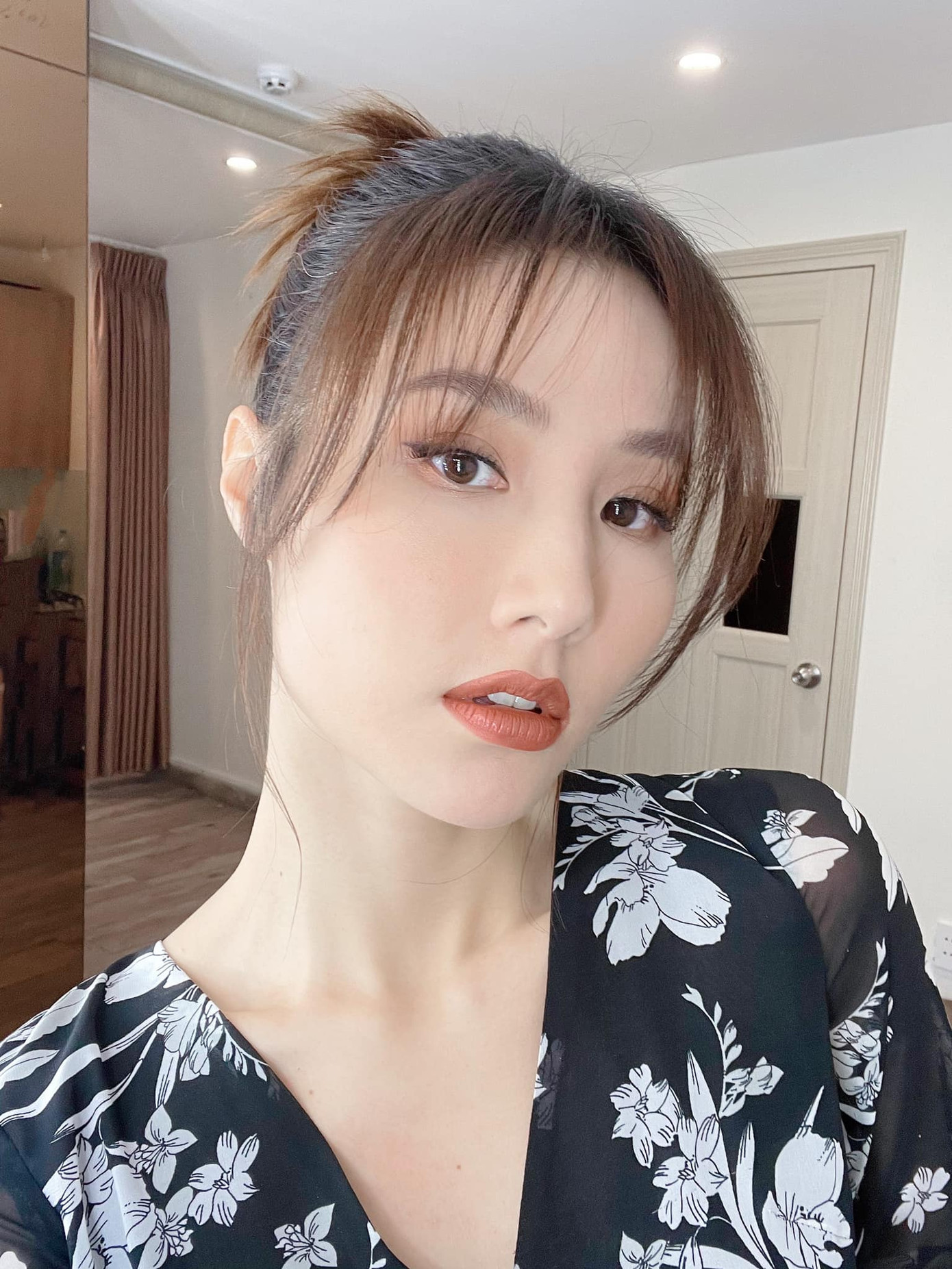 Lan Phương khoe nhan sắc thăng hạng sau 2 năm hạnh phúc bên chồng Tây ảnh 4