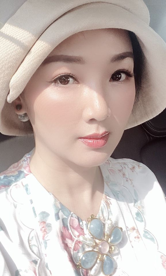 'Phát sốt' trước clip bơi lội bỏng mắt của Phương Oanh ảnh 4