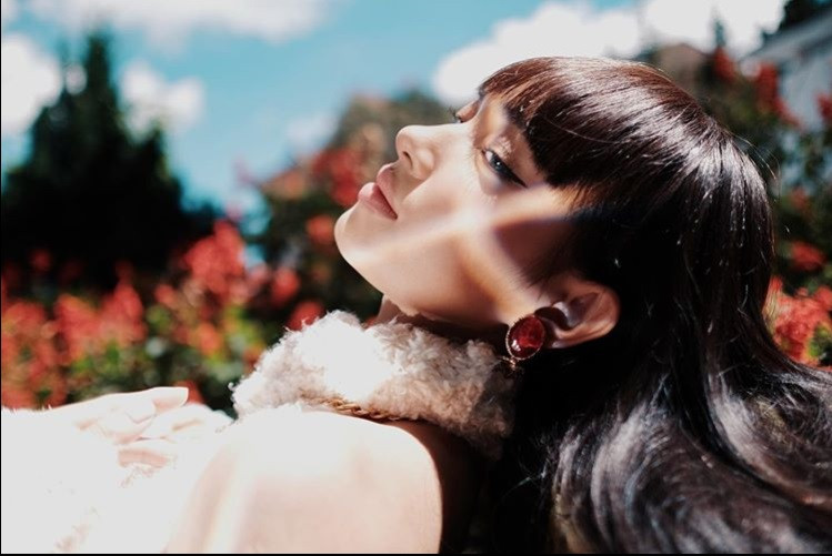 Fans 'nóng mắt' trước vòng 1 'ngợp thở' của Hoài Sa ảnh 11