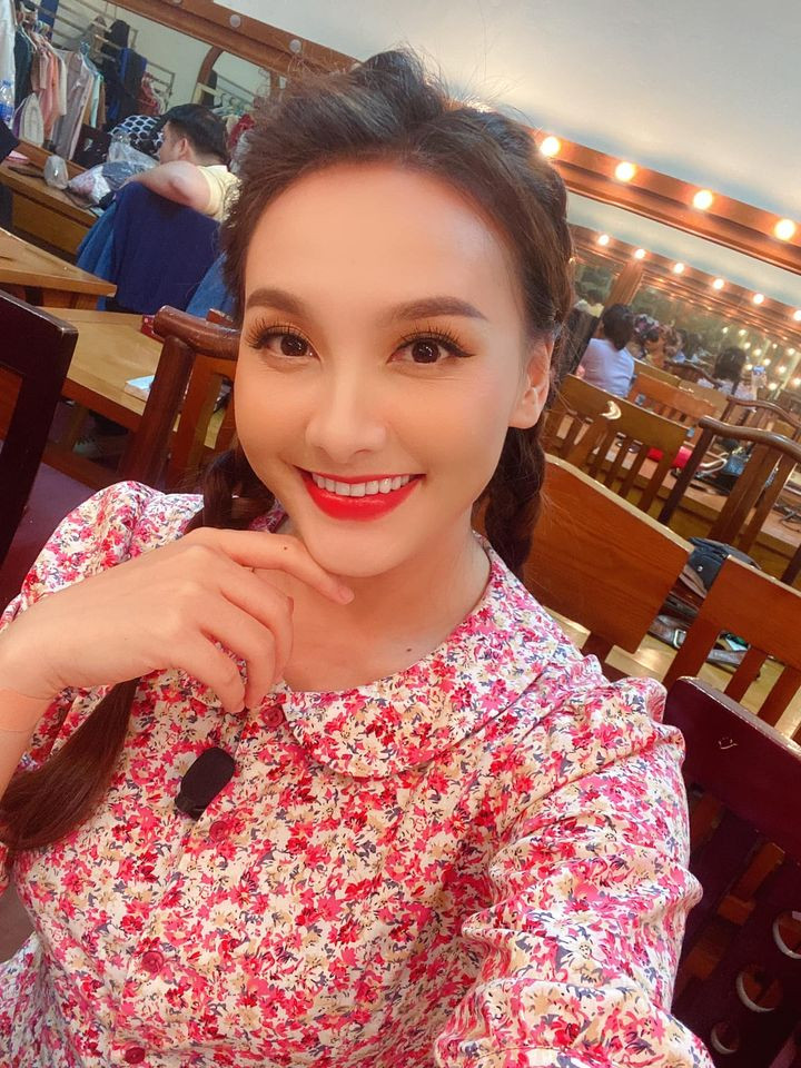 Tung ảnh vai gáy đỏ mẩn, Lâm Vĩ Dạ làm fans lo lắng ảnh 5