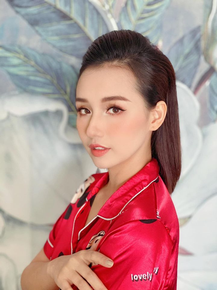 Phương Oanh phản bác câu nói tặng 10 tỷ cho người tìm ra địa chỉ mình rửa bát thuê ảnh 7