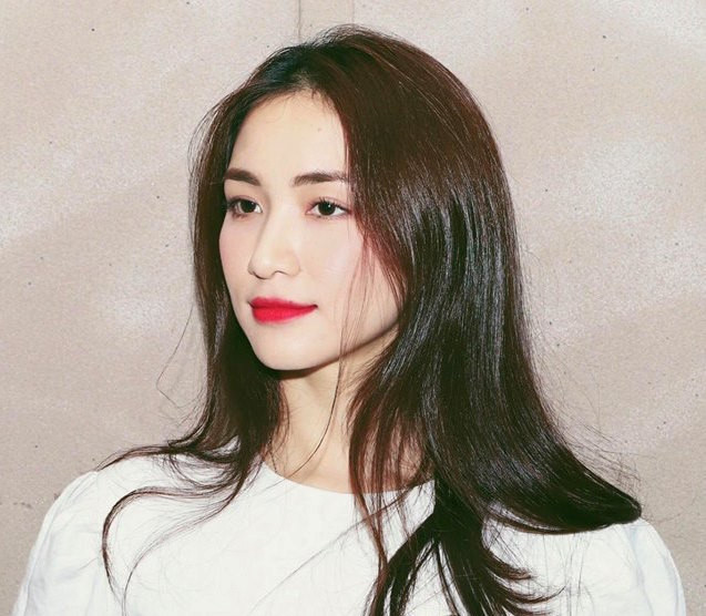 Trước khi bị phạt 7,5 triệu đồng vì đưa tin COVID-19 sai, Hòa Minzy nhiều lần bị 'ném đá' ảnh 6