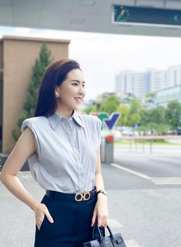 Thùy Anh 'Tình yêu và tham vọng' tung ảnh nóng rực lửa 'đốt mắt' người hâm mộ ảnh 7