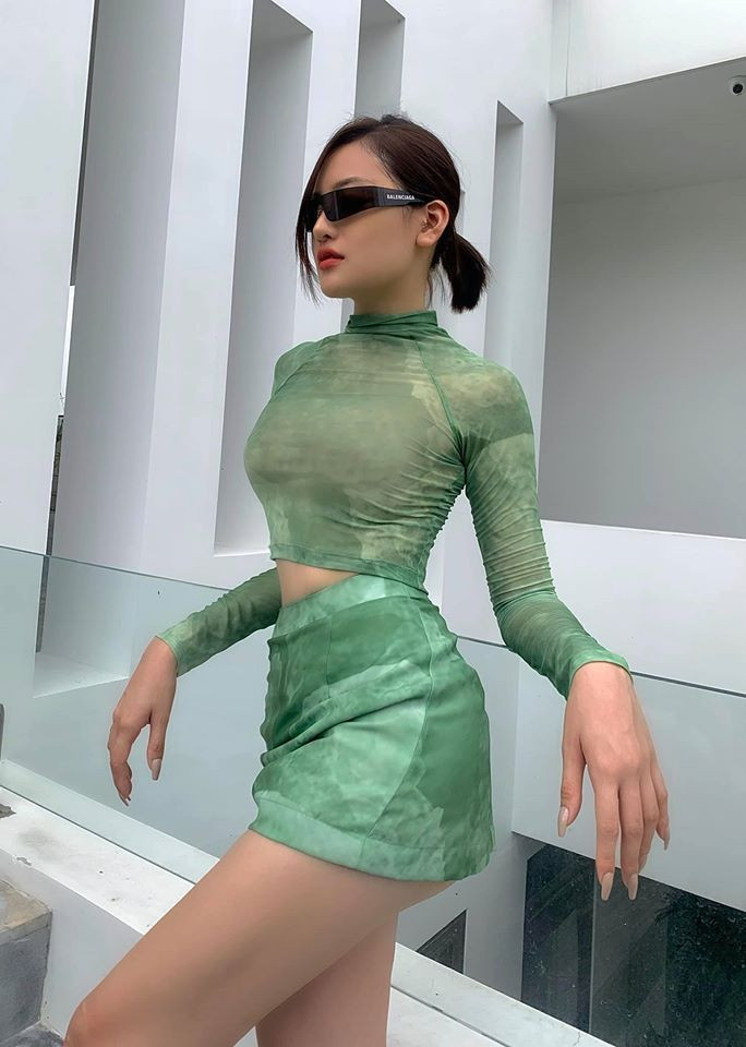 Lã Thanh Huyền rạng rỡ bên Nhan Phúc Vinh: 'Bỏ hết cưới xin, làm bạn bè có khi vui hơn' ảnh 10