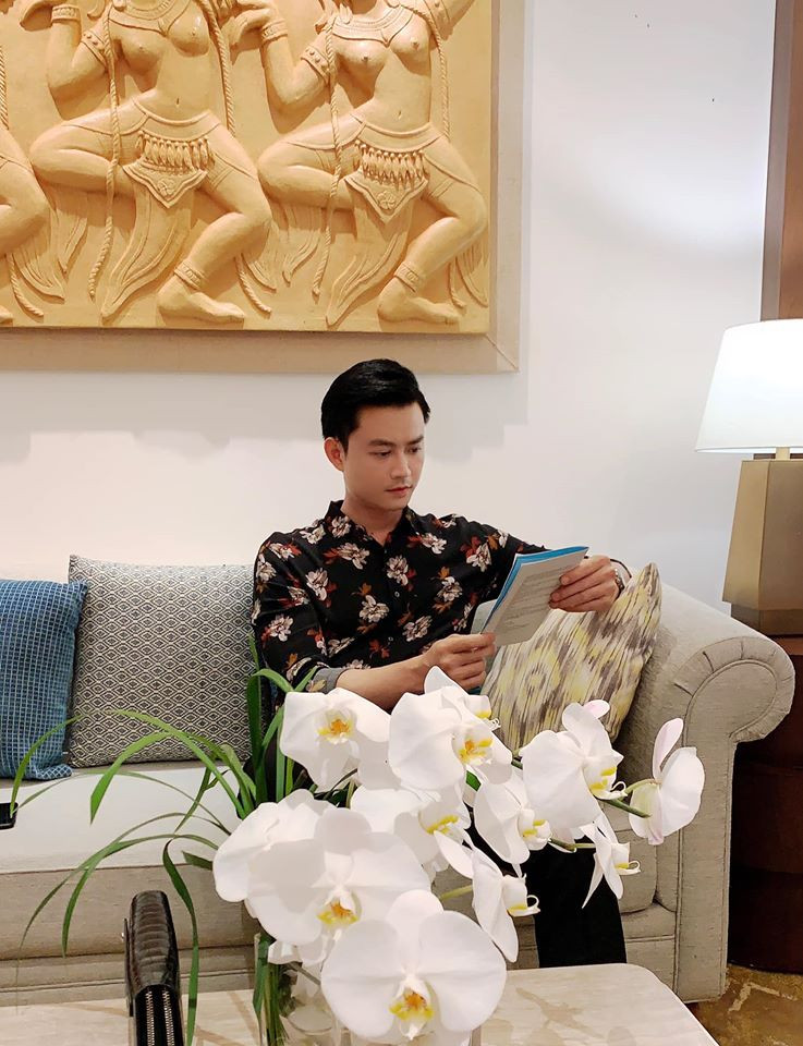 Lã Thanh Huyền rạng rỡ bên Nhan Phúc Vinh: 'Bỏ hết cưới xin, làm bạn bè có khi vui hơn' ảnh 7