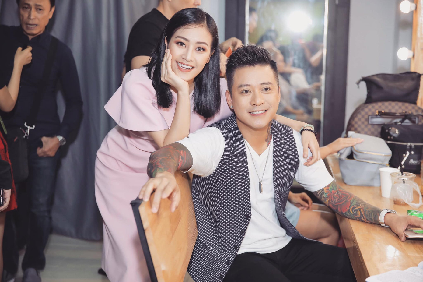 Phì cười với khoảnh khắc dí dỏm của BTV Hoài Anh ảnh 3