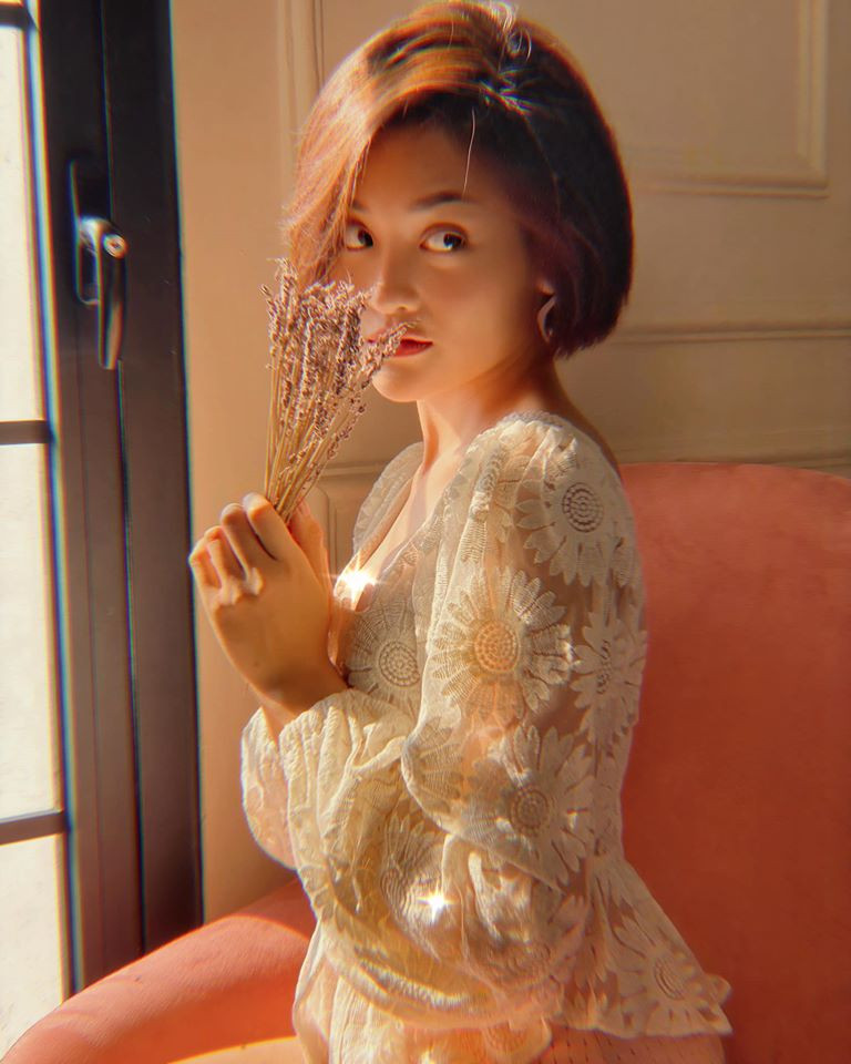 Fan hoảng hốt trước ảnh Hiền Hồ nhợt nhạt, lưng chằng chịt vết đỏ tím ảnh 6