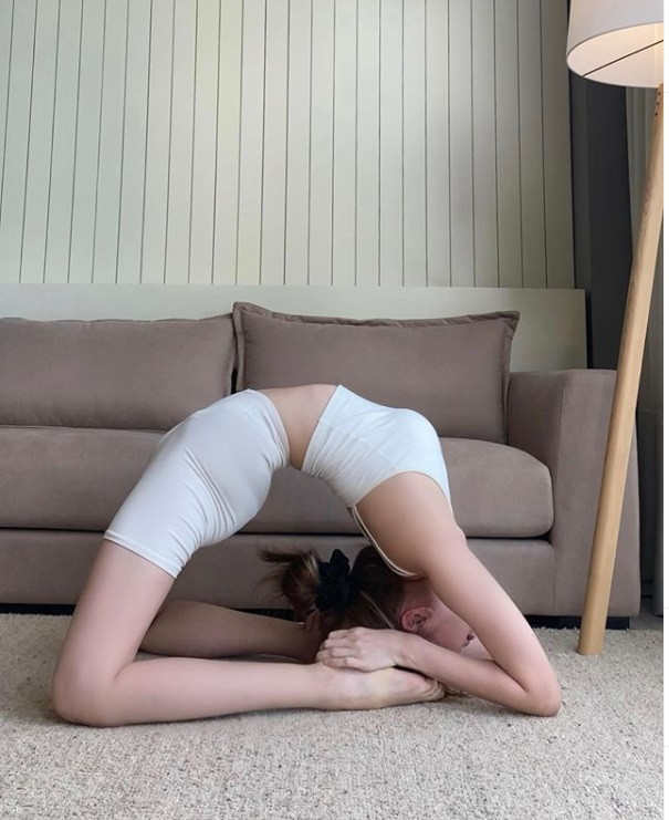 Hồ Ngọc Hà hé lộ nhẫn kim cương nổi bần bật kèm kí hiệu ẩn ý tình cảm với Kim Lý ảnh 9