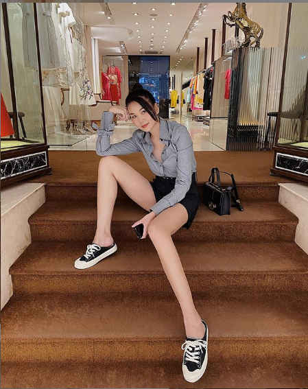 Thu Quỳnh: Từng bị mắng khi thuyết phục người nhà khai báo y tế ảnh 7