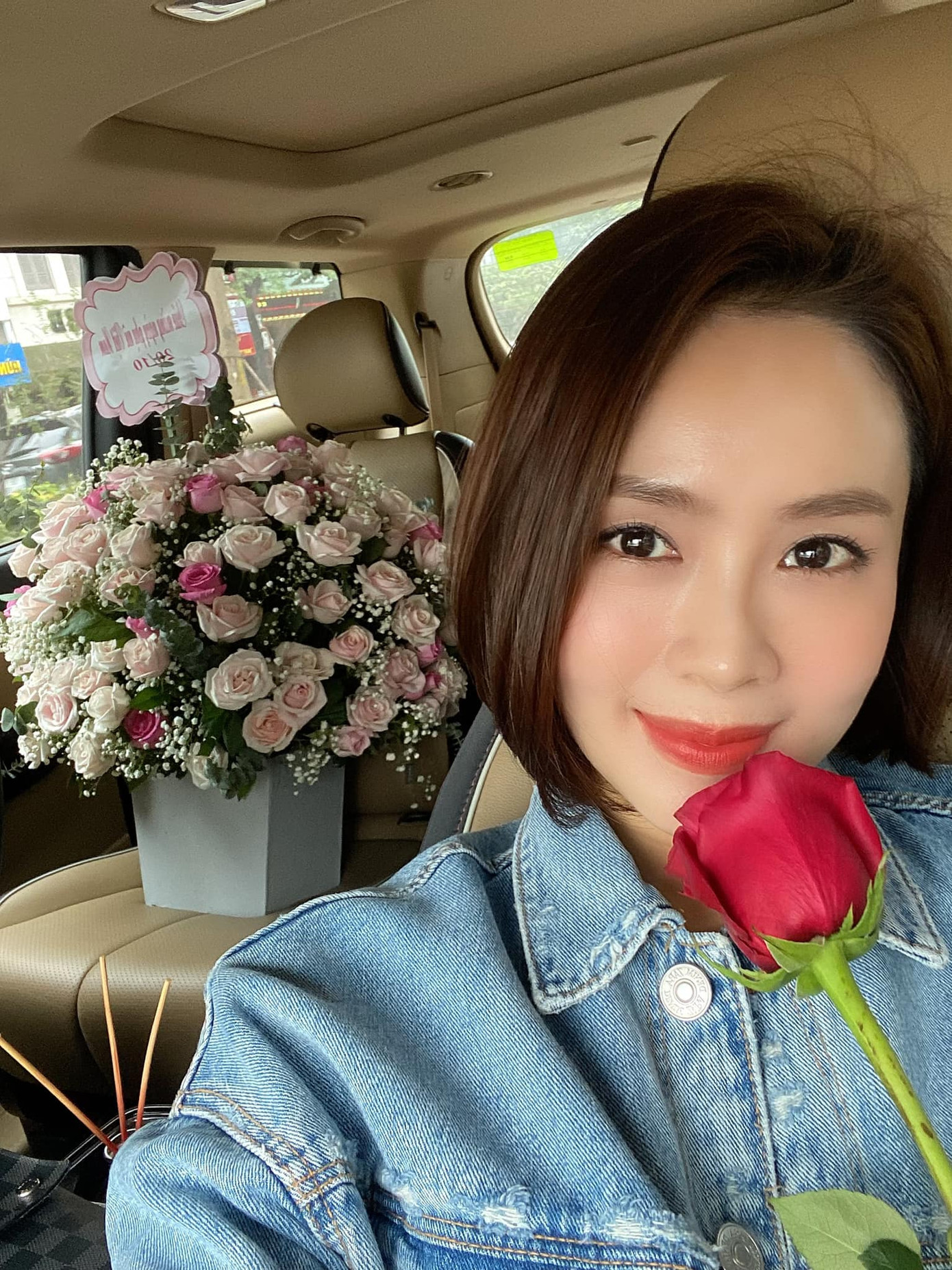 Hiền Hồ khoe dáng nuột nà với bikini hút ánh nhìn ảnh 7