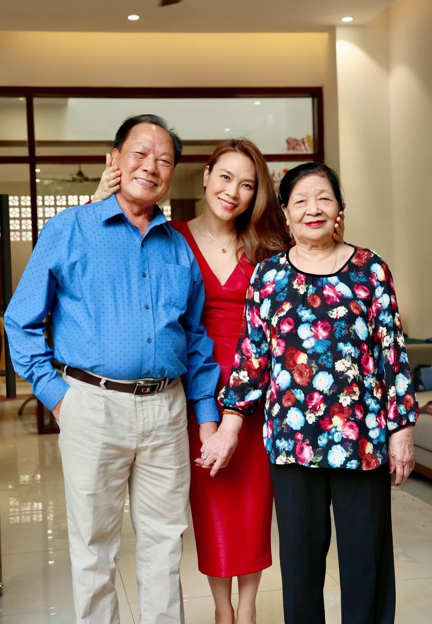 Ẩn sau 'Người phán xử' khét tiếng, NSND Hoàng Dũng tiết lộ từng khóc vì điều bất ngờ này ảnh 2