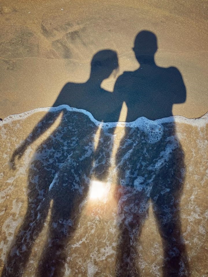 Thu Quỳnh tung ảnh 'tình bể bình' kèm dòng trạng thái ẩn ý khiến fans phấn khích ảnh 1