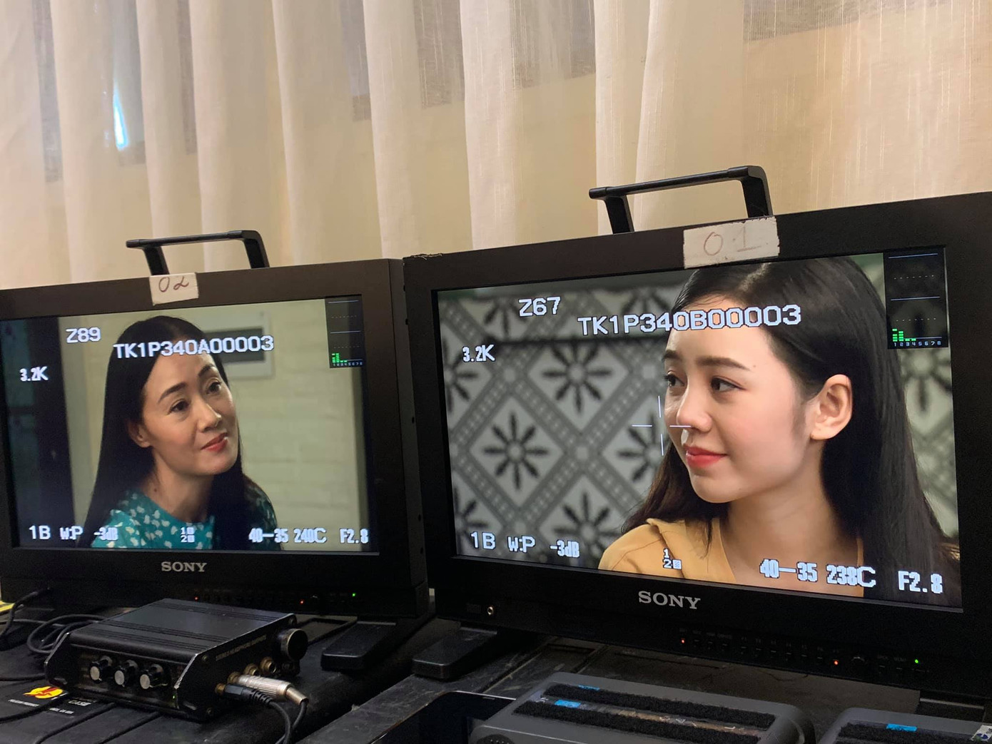 NSƯT Chí Trung tung ảnh hạnh phúc, khoe khéo đồ đôi sang chảnh cùng bạn gái kém 17 tuổi ảnh 11