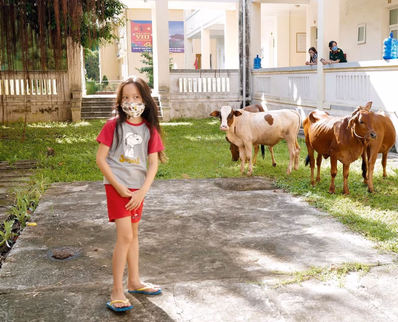 Sửng sốt trước gương mặt nhăn nheo 'khác lạ' của NSND Hoàng Dũng ảnh 5
