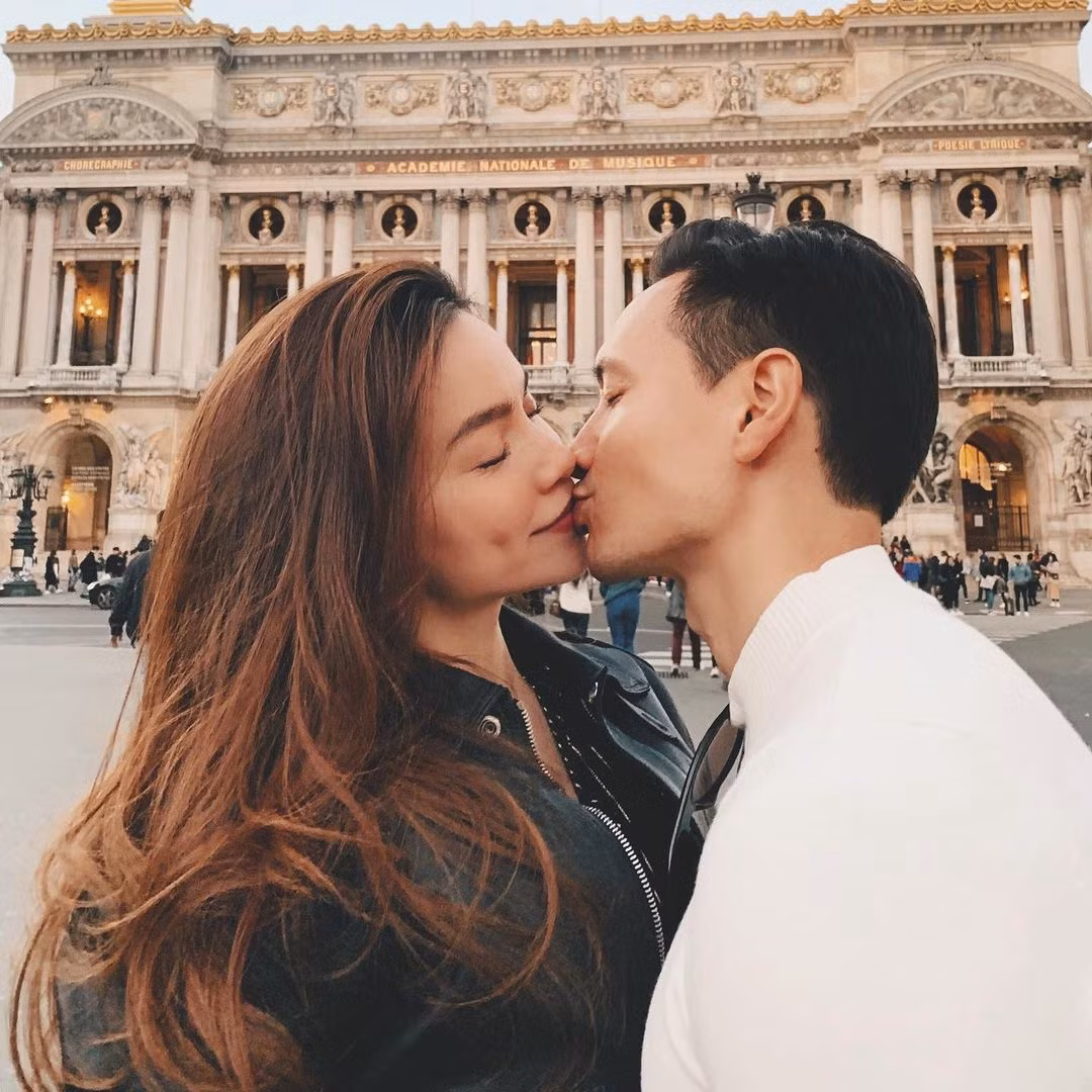 Hồ Ngọc Hà lần đầu khoe ảnh cặp song sinh dễ thương, Kim Lý nói lời yêu ngọt lịm ảnh 3