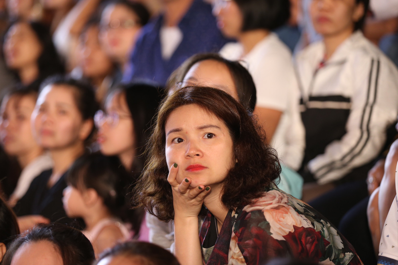 Người dân Vũng Tàu hòa chung không khí sôi động của Hoa hậu Việt Nam 2020 ảnh 4