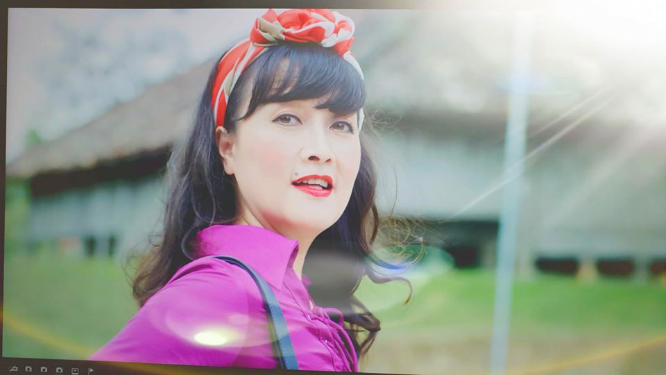 NSƯT Minh Hằng diện đồ bơi sành điệu, lộ hình xăm ở vị trí đặc biệt ảnh 11