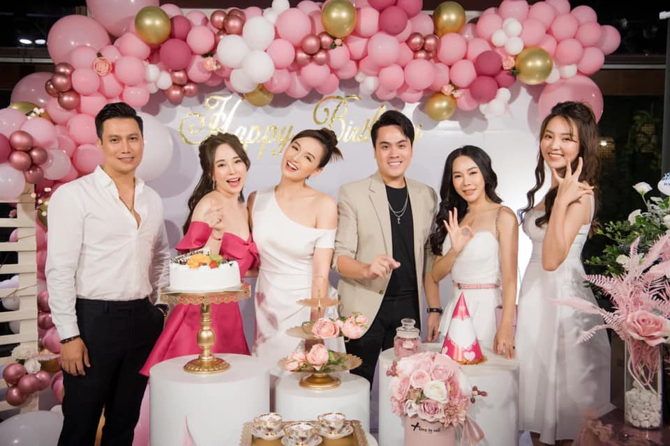 Bảo Anh bị chỉ trích 'hỗn láo' khi bình luận 'thả thính' tình tin đồn Quốc Trường ảnh 10