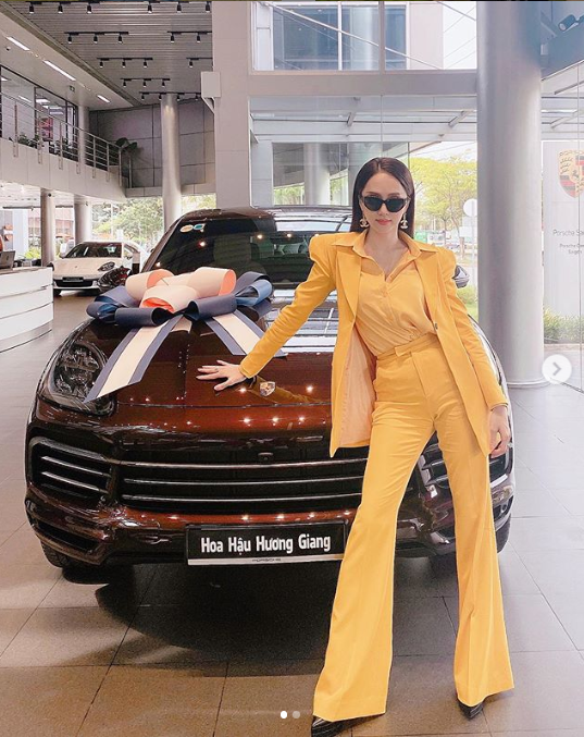 Hương Giang diện áo tắm bó sát nóng bỏng 'đốt cháy' mọi ánh nhìn ảnh 9