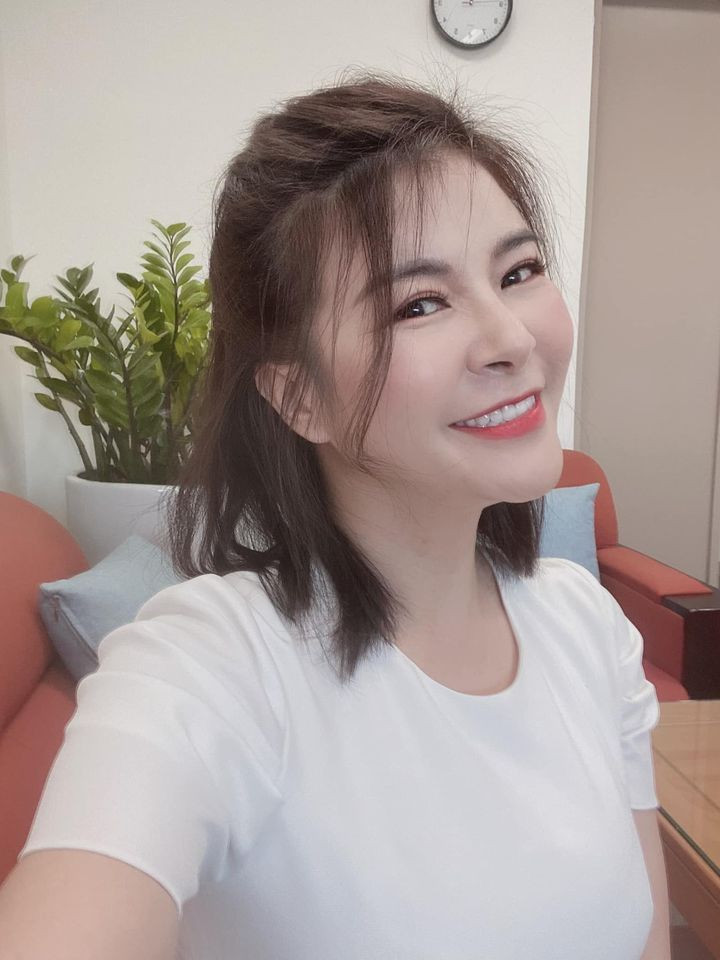 Fan 'điên đảo' trước bộ ảnh nội y nóng rực lửa của Thanh Hương ở tuổi U40 ảnh 7